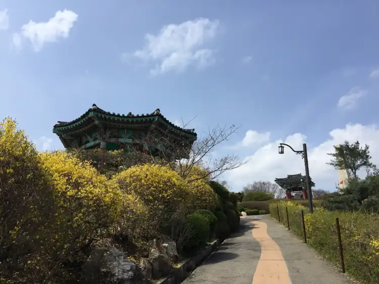Hotels near Haengjusanseong Fortress
