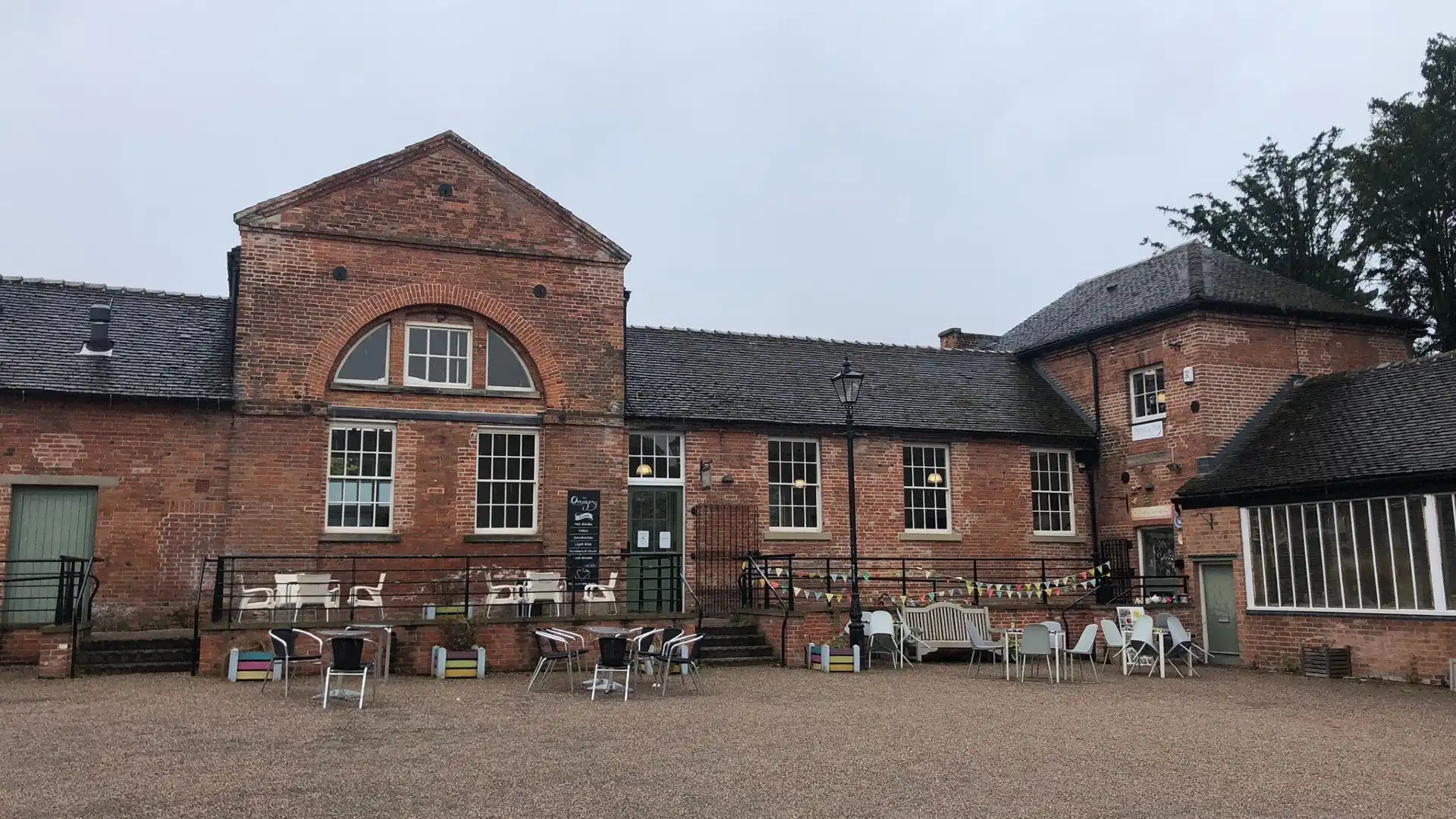 Hotels near Markeaton Park