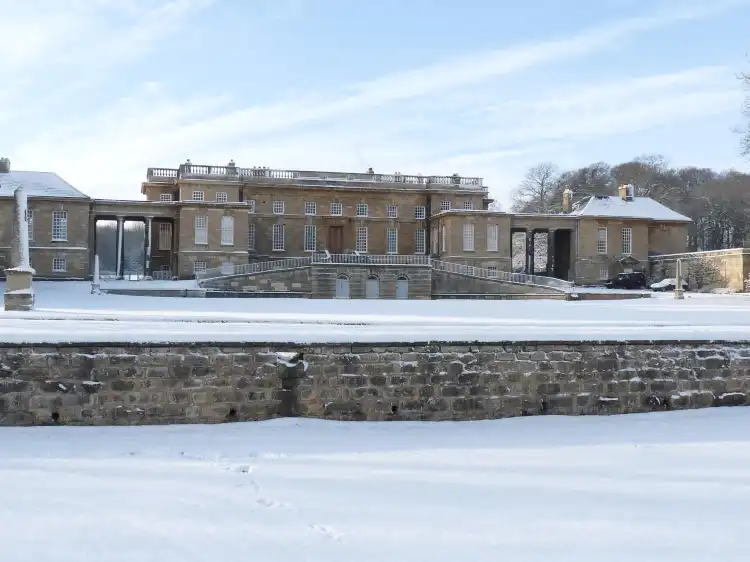 Hotels near Bramham Park