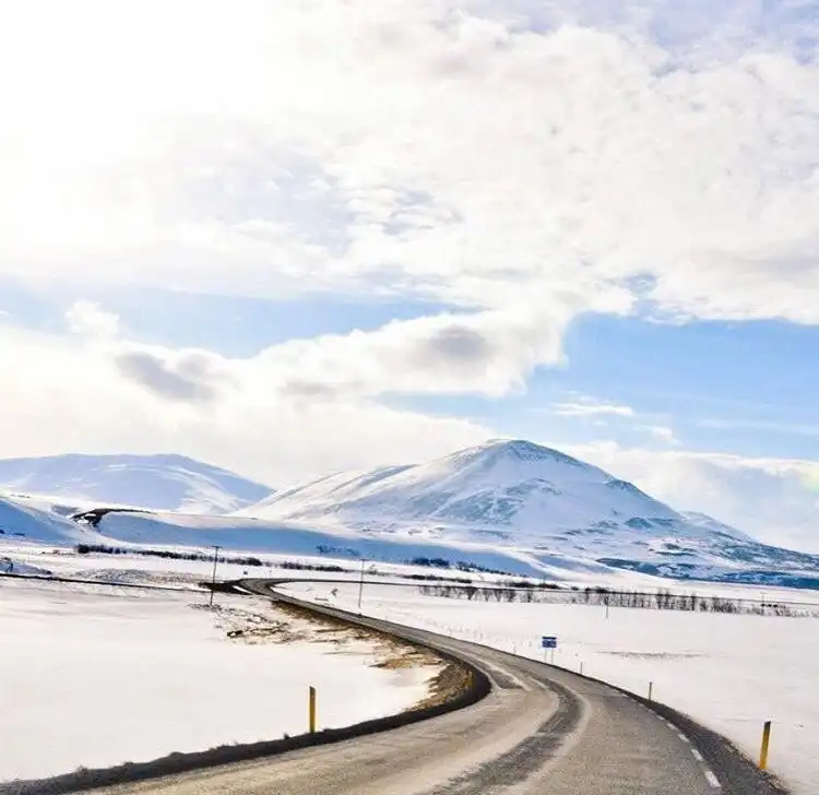 Hotels near Mount Keilir
