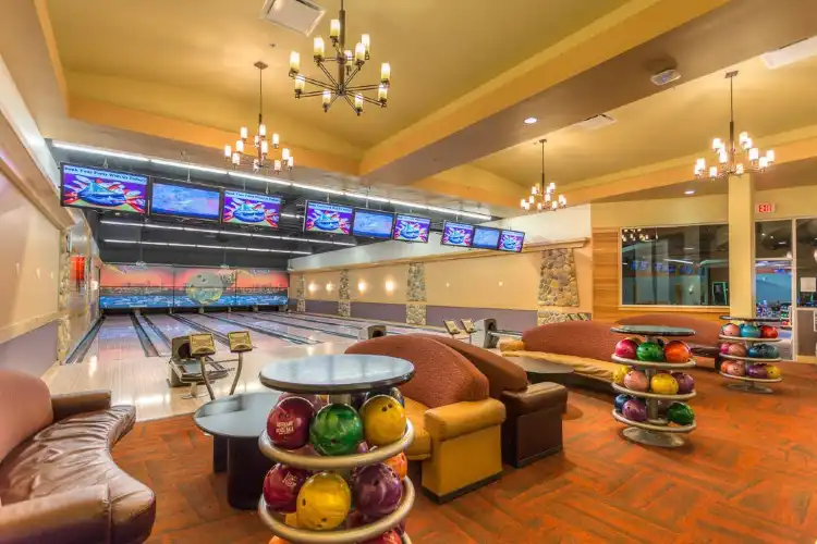 Hotels near Langford Lanes