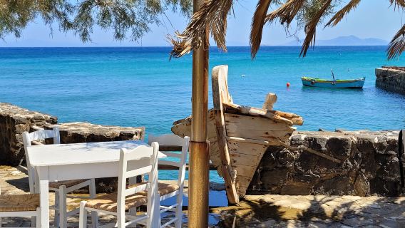 Moutsouna Beach