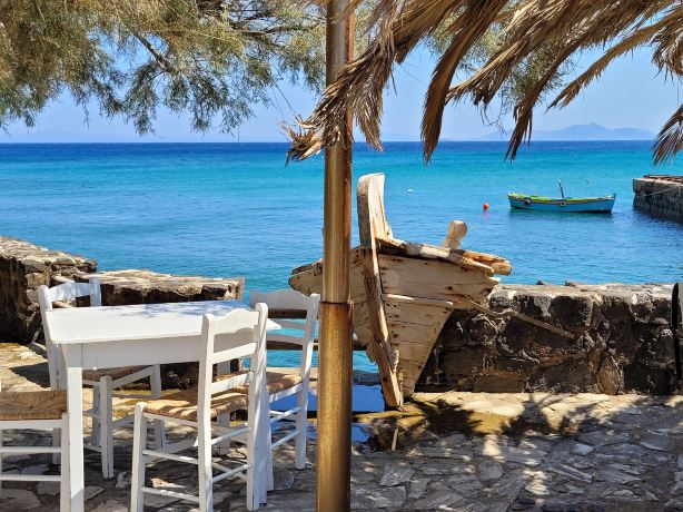 Moutsouna Beach