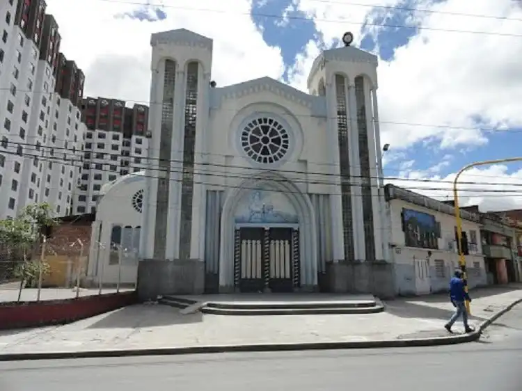 Hotels near Church of Our Lady of Fatima
