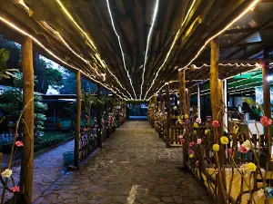 Magetan Park - Waterpark, Outbond and Minizoo