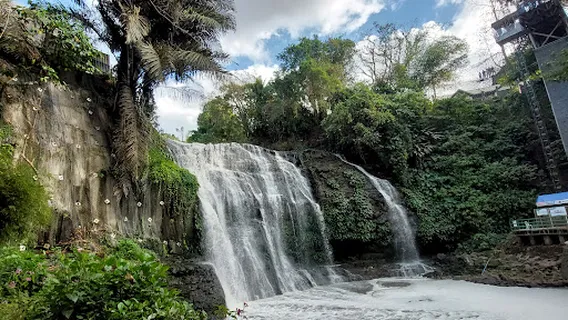 Hinulugang Taktak Protected Landscape