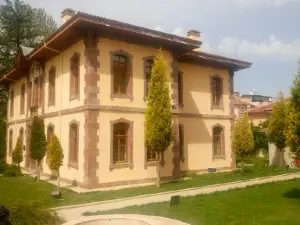 Ertuğrul Gazi Camii