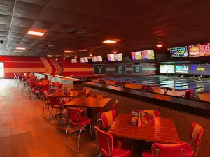 Bowlero Lakeland