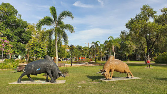 Sanam Chang Phueak Park
