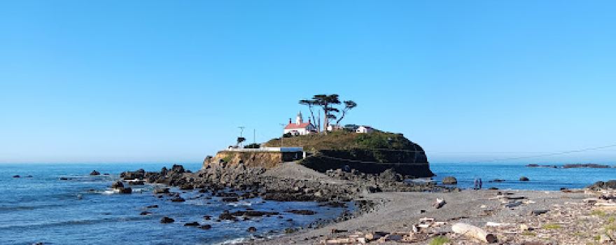 Battery Point Lighthouse and Museum/Crescent City Lighthouse