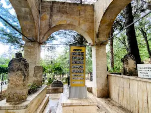 Hz Hadimi Cami