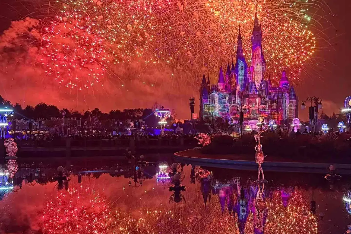 상하이 디즈니랜드 불꽃놀이