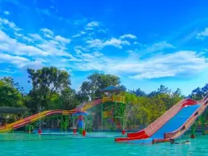 Tiga Bintang Firdaus Waterboom Terisi Jatimulya