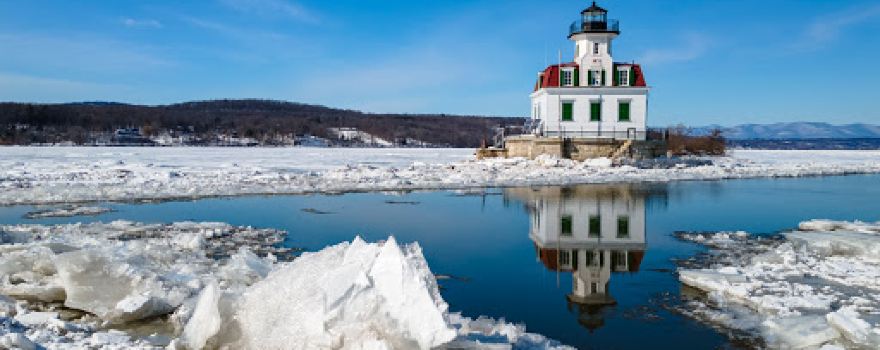 Lighthouse Park and Historical Marker
