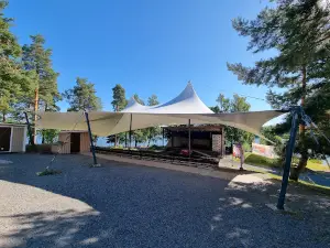 Suomen Kesäteatteri, Valkeakoski, Apianniemi