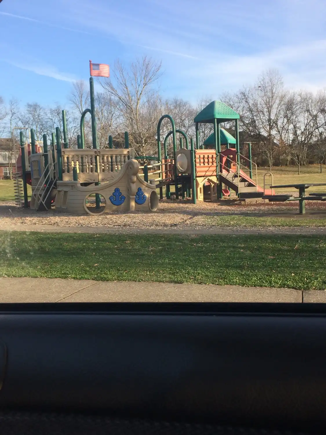 Hotels near Barfield Crescent Park