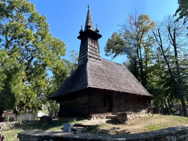 Các khách sạn gần Village Museum