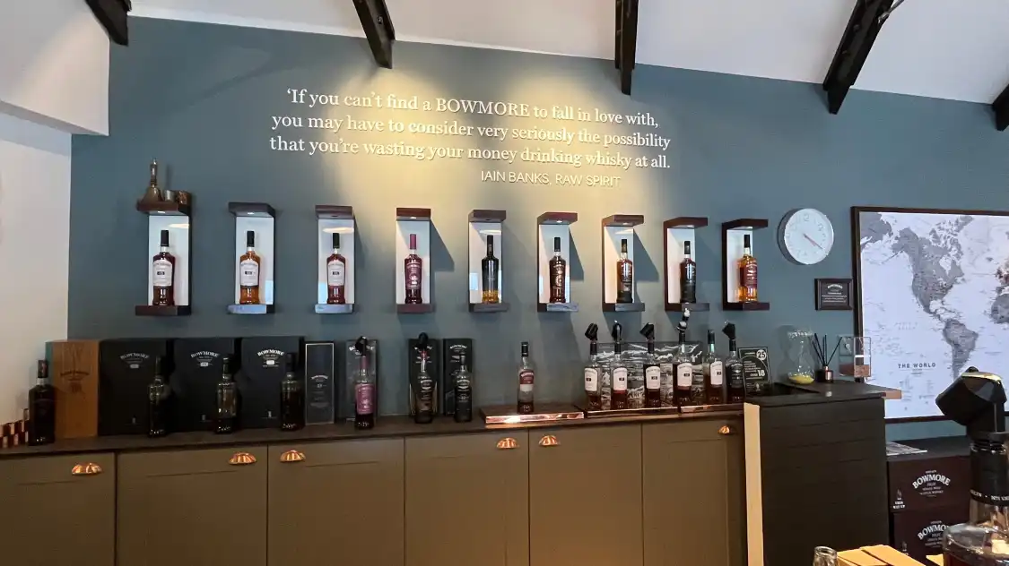 Hotels near Bowmore Distillery