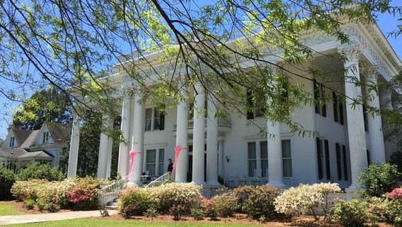 The Shorter Mansion
