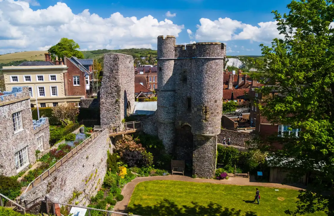 Hotels near Lewes Castle & Museum