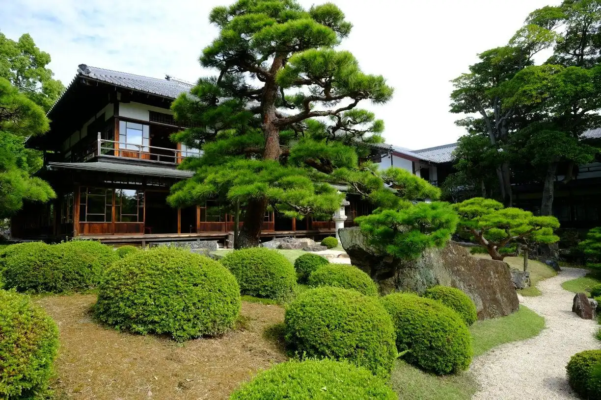 Hotels near Keiunkan