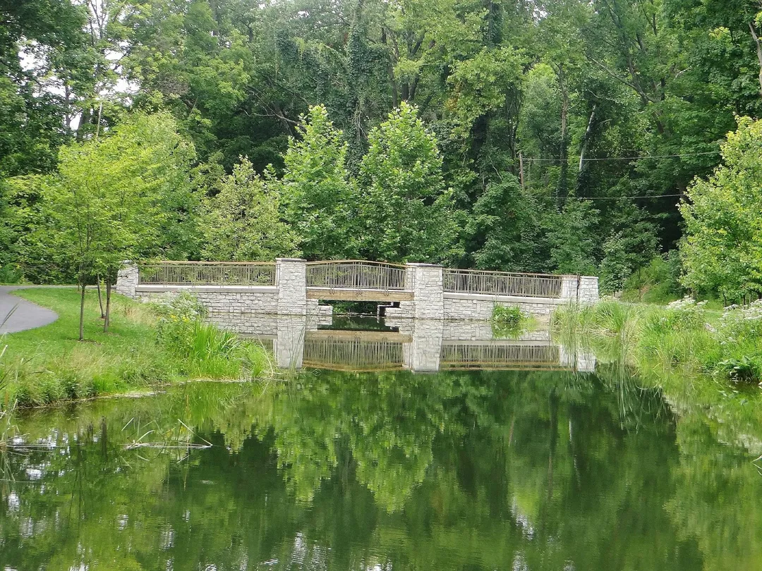 4_Hills & Dales MetroPark