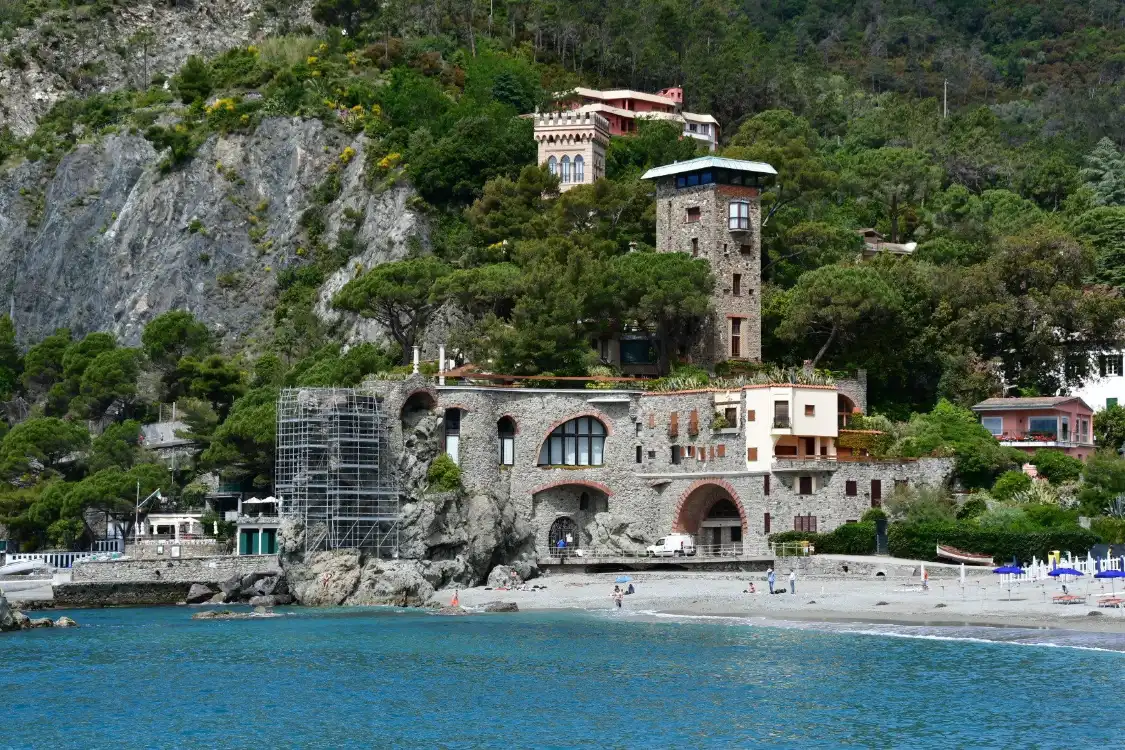 Hotel in zona Stabilimento Balneare Il Gigante Monterosso Al Mare