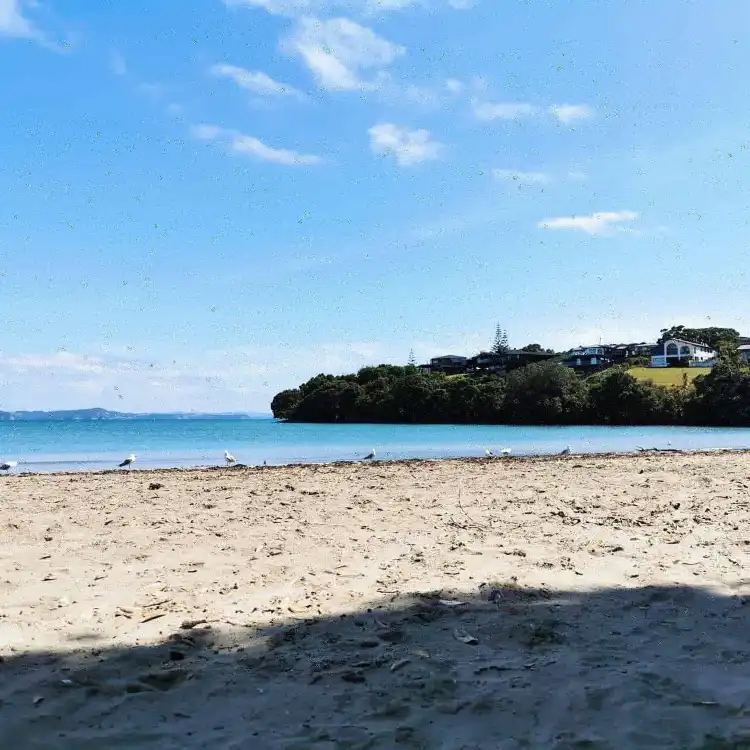 Các khách sạn ở Whangaparāoa