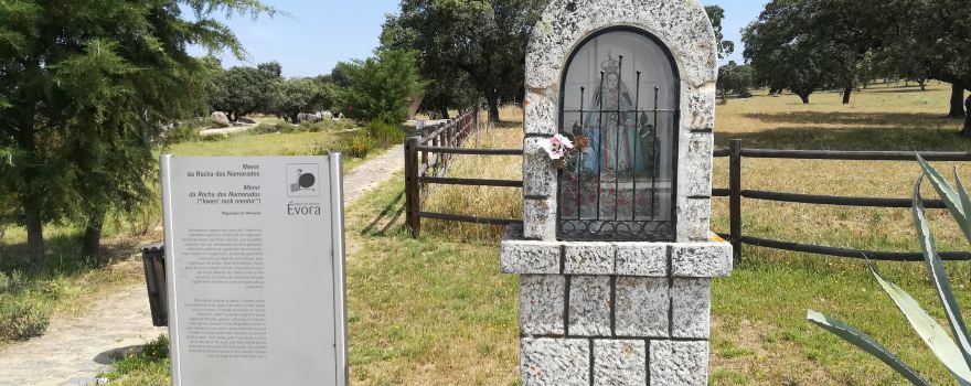 Rocha dos Namorados (S. Pedro do Corval)