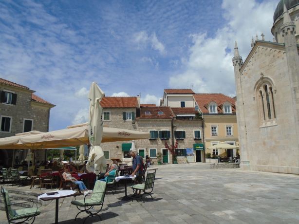 Belavista Square