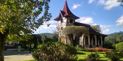 Igreja Mae Santissima