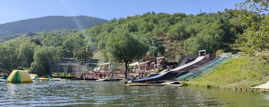 Drop-in Cerdanya Water Jump Park