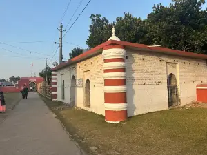 Hazrat Khaja Khanjahan Ali Majar