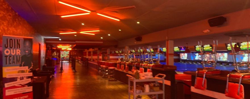 Bowlero Woodland Hills
