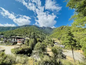 Drukgeyel Dzong
