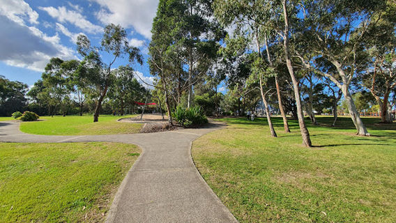 Lantana Road Reserve