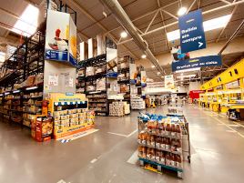 Makro