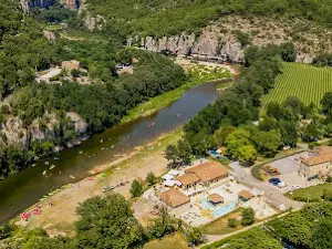 Camping Mazet Plage****