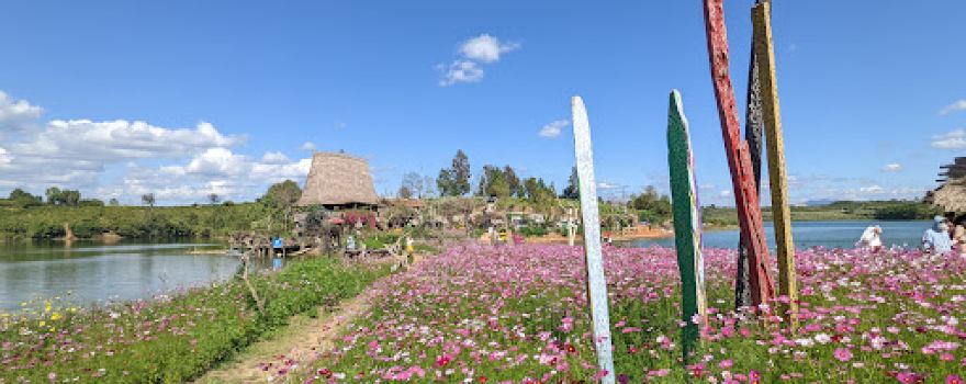 Vườn hoa Kon Trang - Long Loi