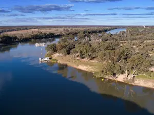 Graeme Claxton Reserve