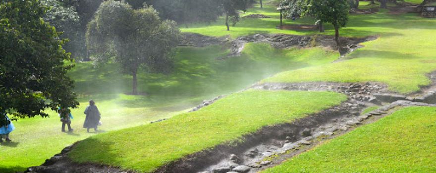 Plaza Central y Centro Ceremonial Iximche