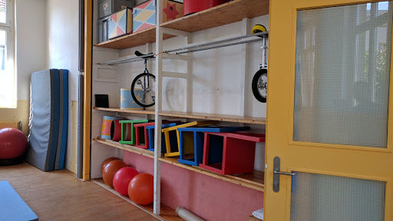 Circus school Marotte