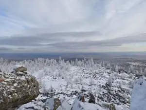 Гора Алханай
