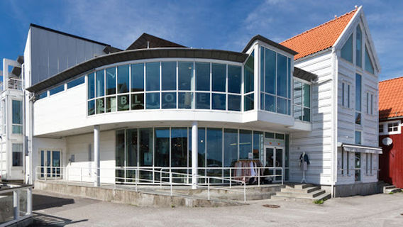 Lillesand public libraries