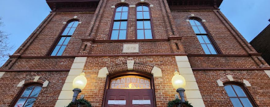 Sandwich Opera House