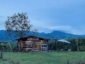 ไร่ปางวัว🐮 -Pangwua farm Cafe' & Camping.