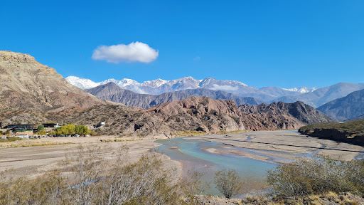Argentina Rafting Expediciones (Base de Operaciones)