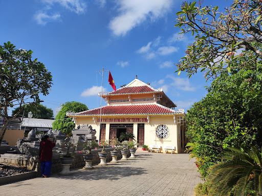 Truong Dinh Temple
