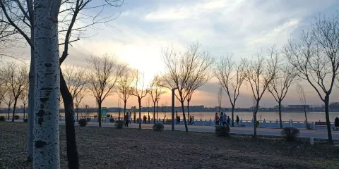 南宮湖公園