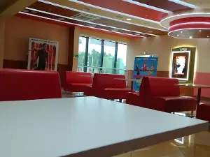 Karo 10 Raduga Park